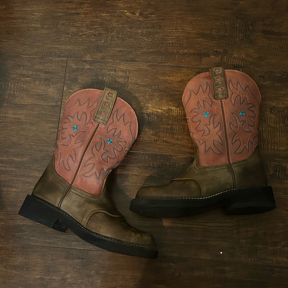Ariat Brown and Tan Western Boots size 7.5M style #16702 - Picture 7 of 14